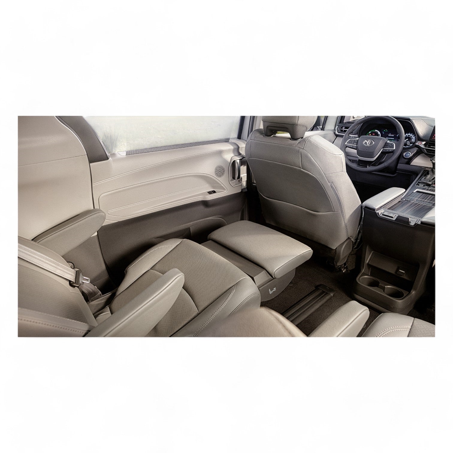 2025 Toyota Sienna XSE HEV