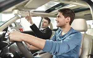 Schedule a test drive at Toyota Chetumal in Chetumal, Quintana Roo, México.